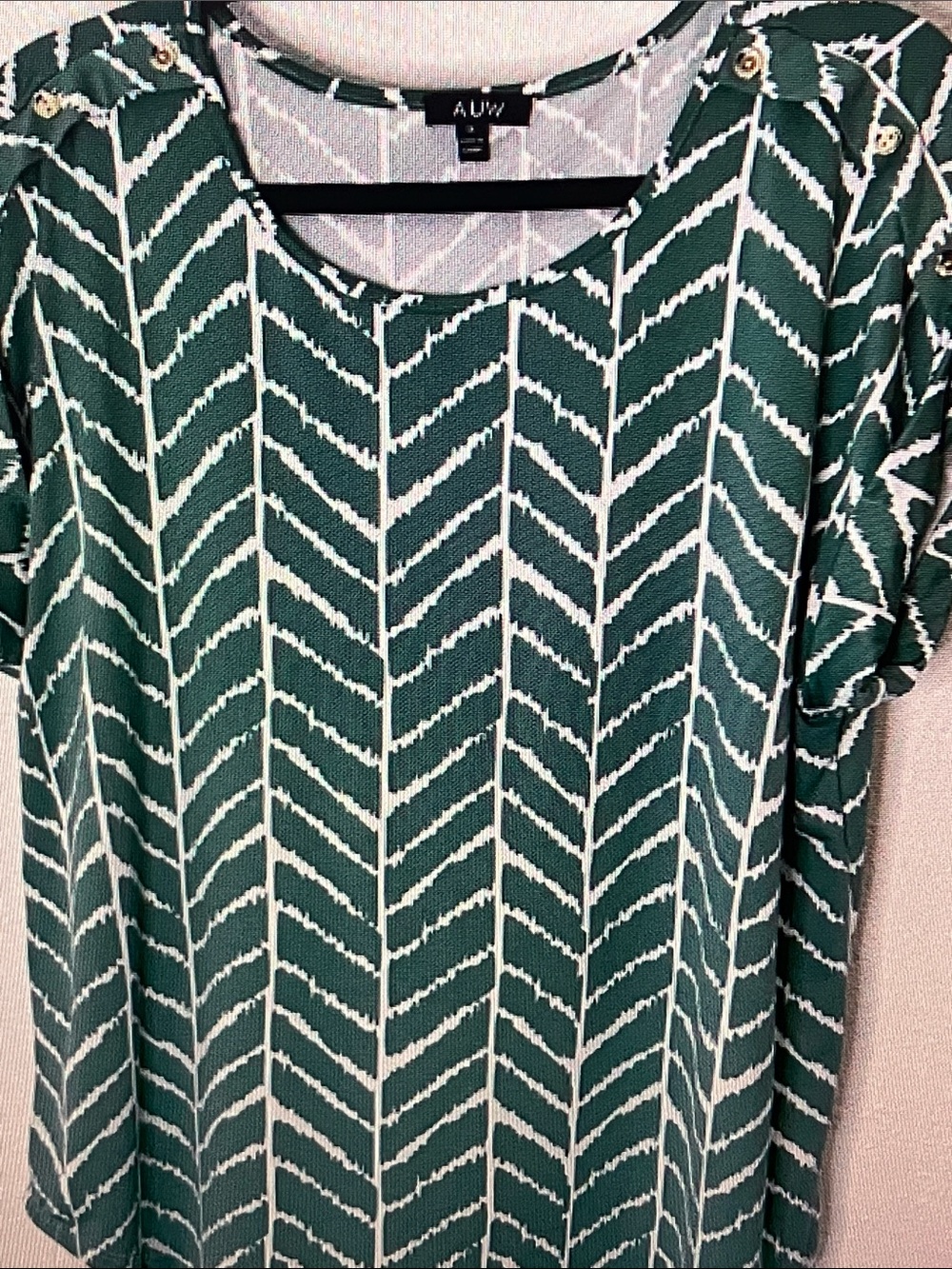 AUW Green Chevron Short Sleeve Blouse with Gold Button Accents